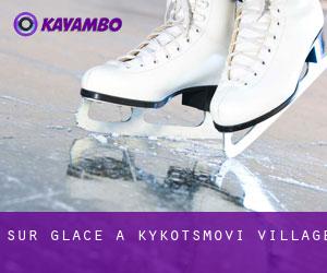 Sur glace à Kykotsmovi Village